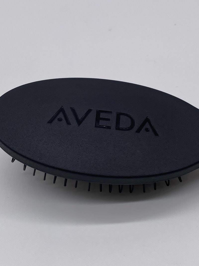 Aveda Pramasana Exfoliating Scalp Brush - Image 3