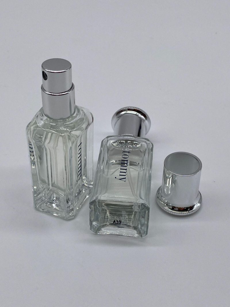2 Tommy Hilfiger Eau De Toilette Natural Spray 0.5 oz / 15 mL, New Without Box - Image 3