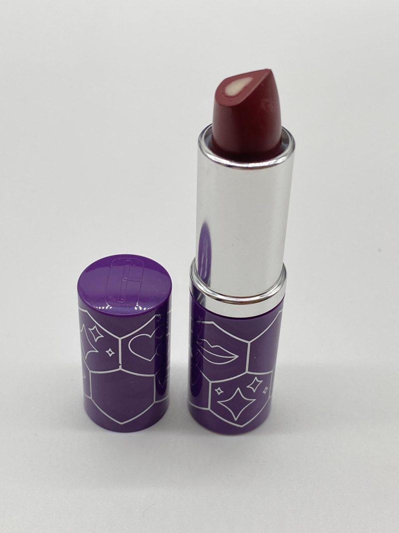 Clinique 50 A Different Grape Lipstick - Rouge A Levres Contour Parfait - Image 2