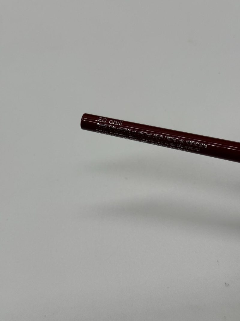 Clinique Quickliner For Lips 20 Chili 0.01 Oz - Image 2