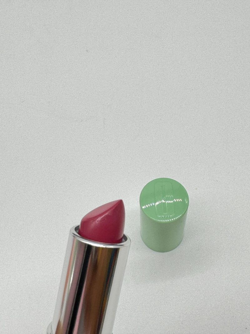 Clinique x Kate Spade Lipstick 14 Plum Pop Lip - Image 2
